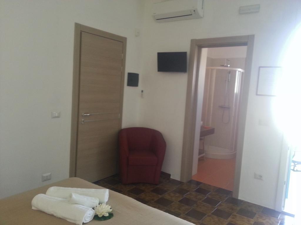 B&B Brezza Marina Torre Pali Buitenkant foto