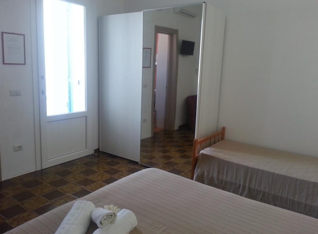 B&B Brezza Marina Torre Pali Buitenkant foto