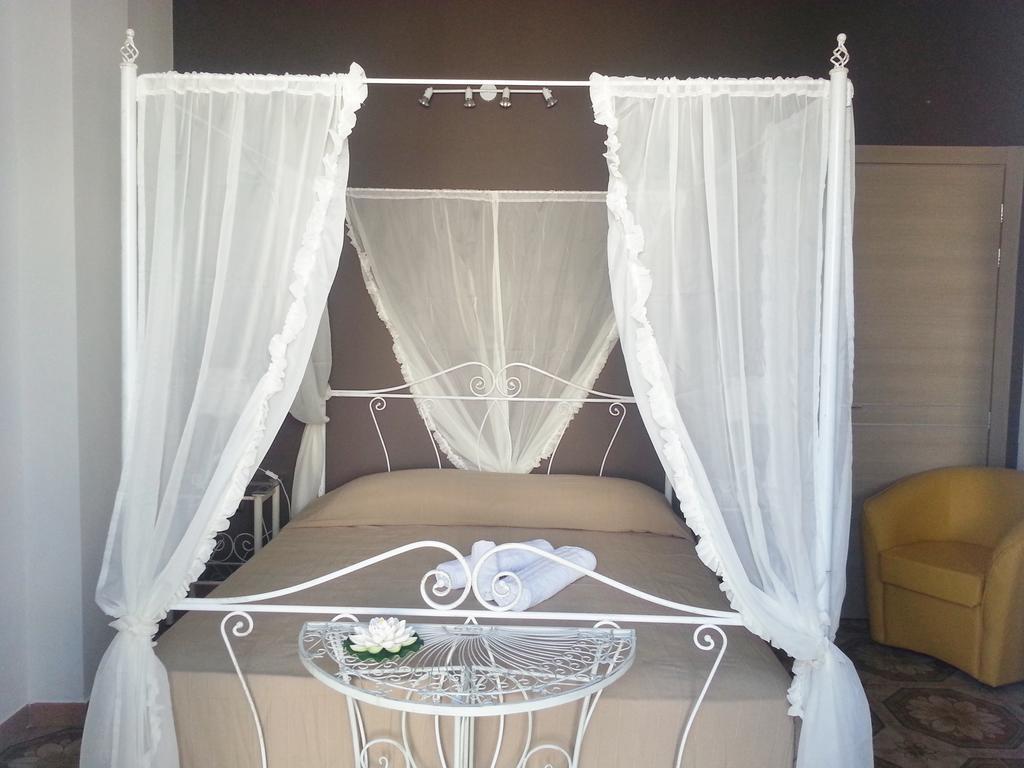 B&B Brezza Marina Torre Pali Buitenkant foto