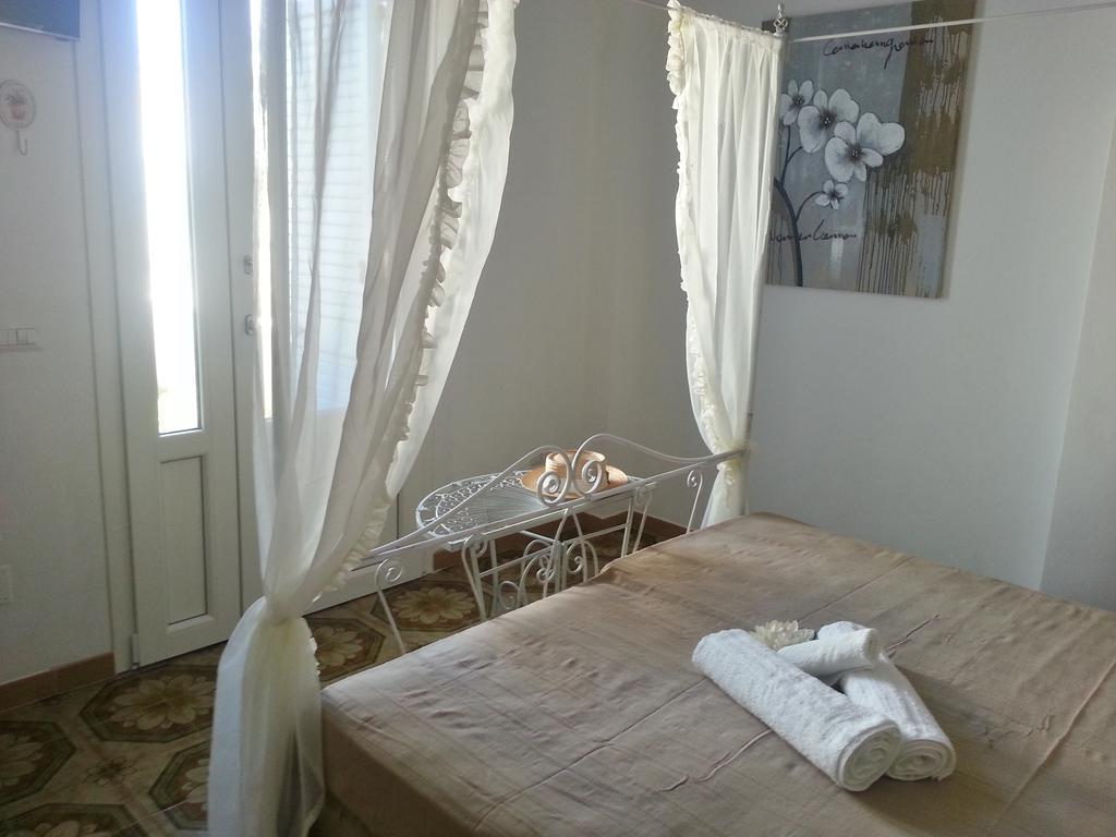 B&B Brezza Marina Torre Pali Buitenkant foto